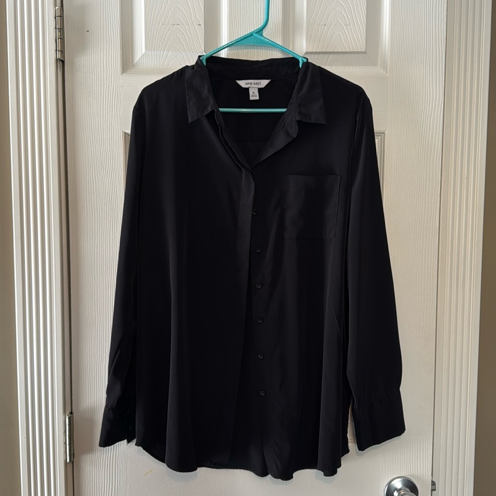 Nine West black button up dress shirt XL Black